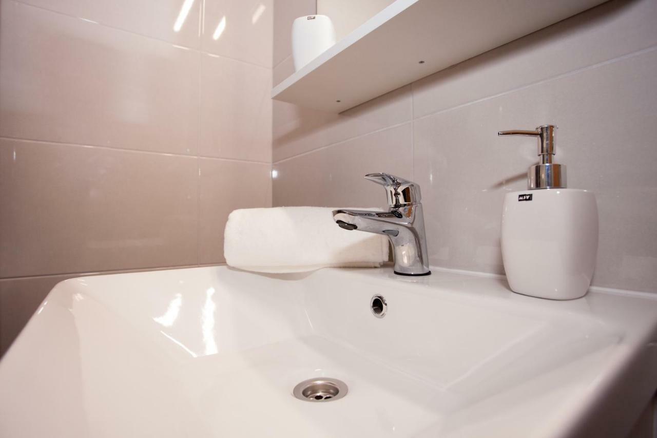 Apartments Mia Baška Voda Стая снимка