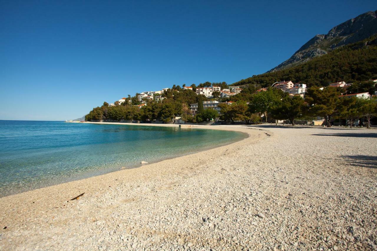 Apartments Mia Baška Voda Екстериор снимка