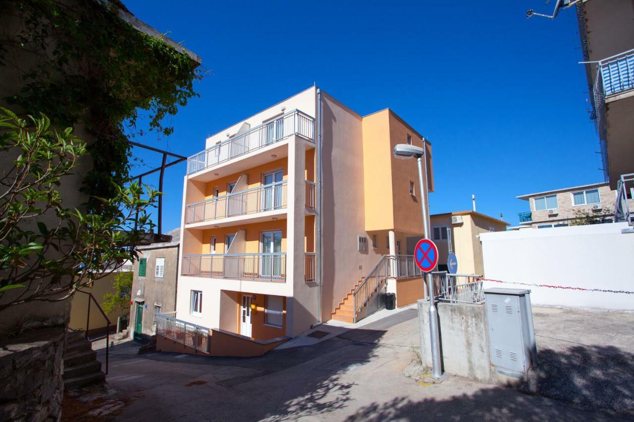 Apartments Mia Baška Voda Екстериор снимка