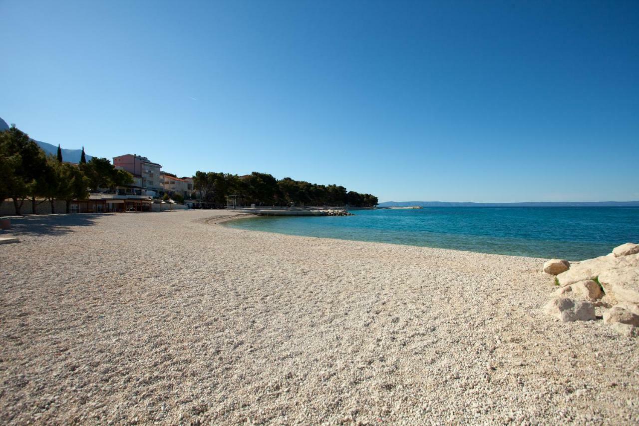Apartments Mia Baška Voda Екстериор снимка