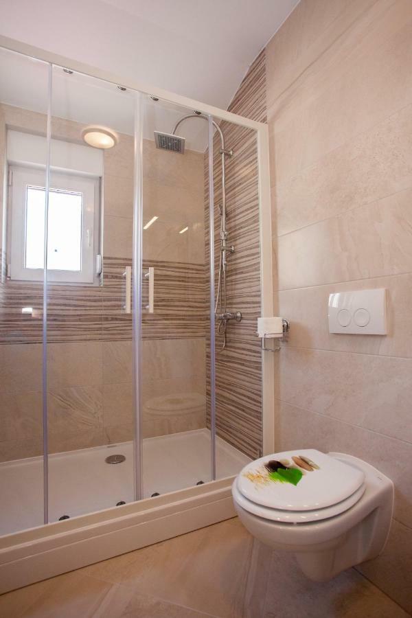 Apartments Mia Baška Voda Екстериор снимка