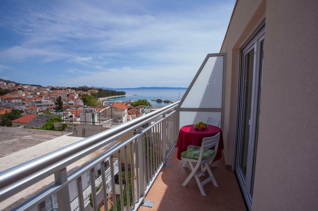 Apartments Mia Baška Voda Екстериор снимка
