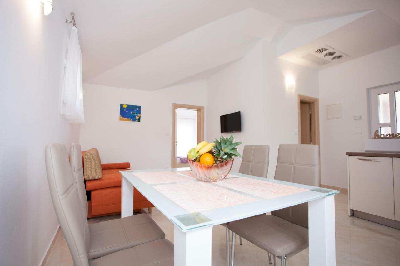 Apartments Mia Baška Voda Екстериор снимка